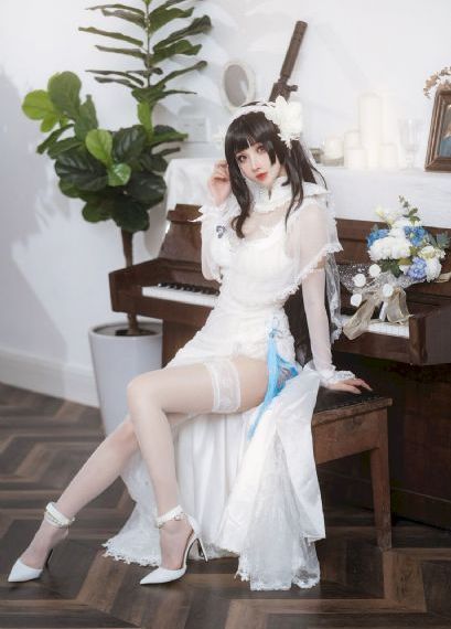 丰满继母